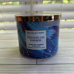 Bath & Body Works 3-Wick Candle - Chocolate Chip Cookie